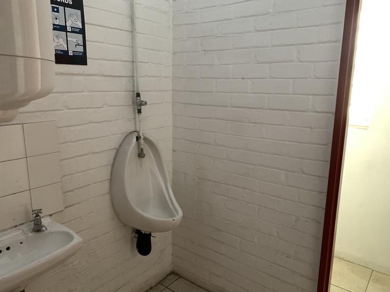 To Let commercial Property for Rent in Maitland Western Cape